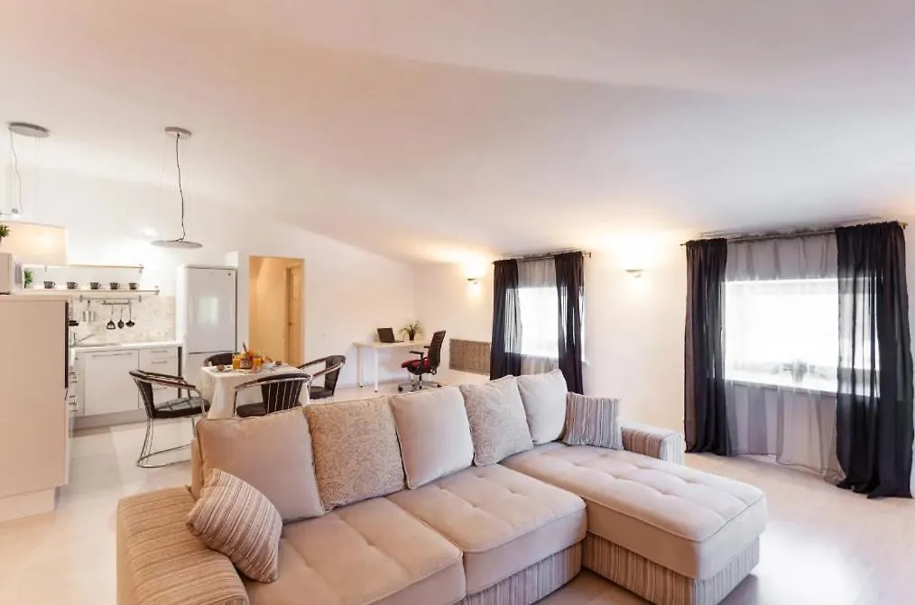 Family Cozy Penthouse Lägenhet Tbilisi